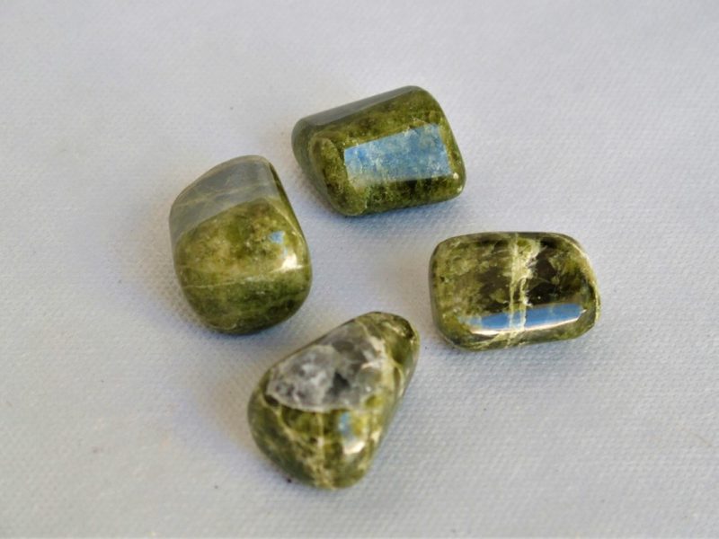Vésuvianite
