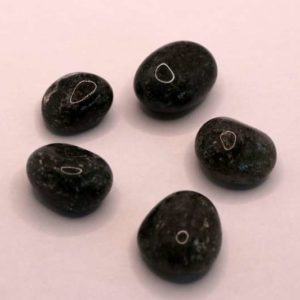 Lithomanite