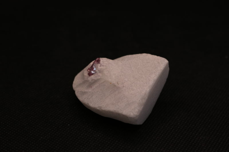 Spinelle Rouge Cristallisée (petit modèle) – Image 3