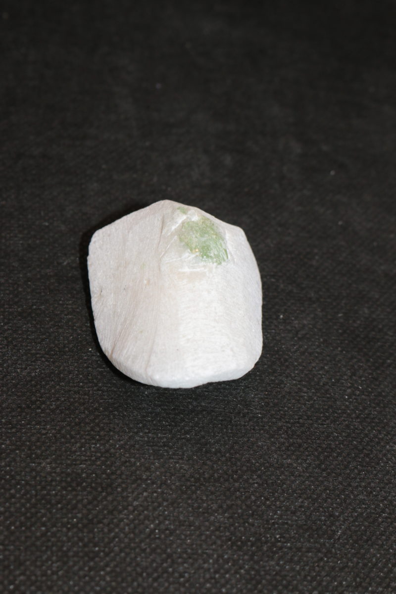 Spinelle Verte Cristallisée (petit modèle) – Image 2