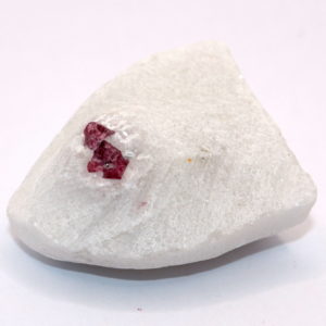 Spinelle Rouge Cristallisée (petit modèle)