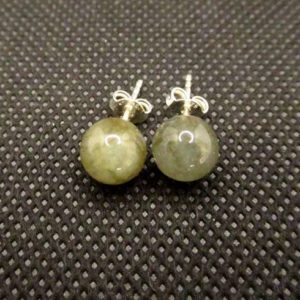 Clous Labradorite