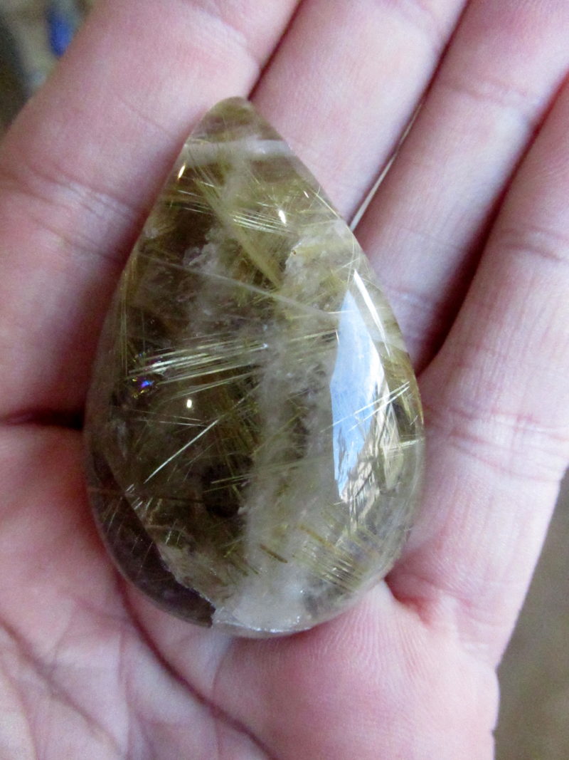 Quartz Rutile Or Ovale