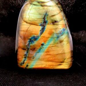 Labradorite 473 g