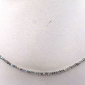 Collier fin Labradorite