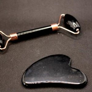 Coffret Roller + Gua Sha Obsidienne Noire