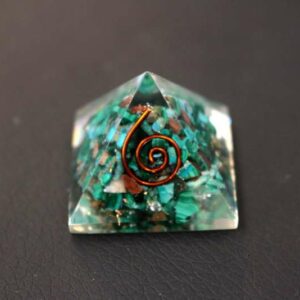 Pyramide Orgone Malachite