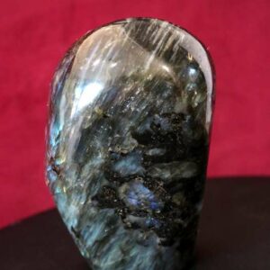 Labradorite 980 g