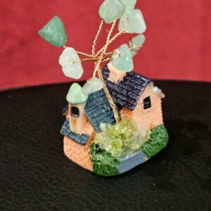 Maison Arbre rouge Aventurine Verte