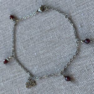 Bracelet Grenat et Lotus argenté