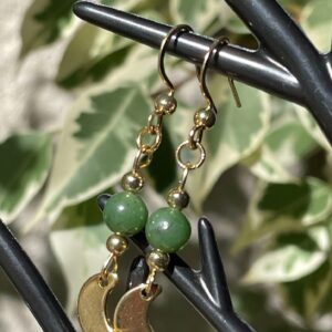 Boucles d'Oreille Jade Néphrite et Lune dorée