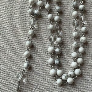 Chapelet Howlite et Cristal de Roche