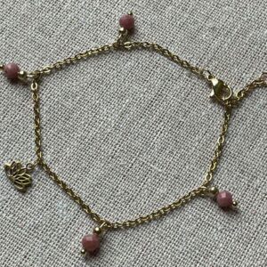 Bracelet Acier doré Rhodonite et Lotus