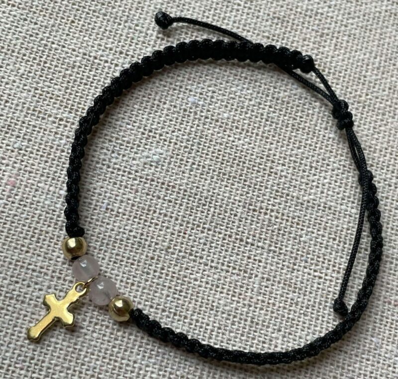 Bracelet Quartz Rose et Croix dorée