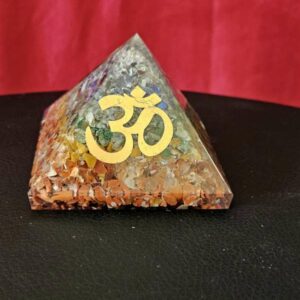 Pyramide Orgone 7 Chakras
