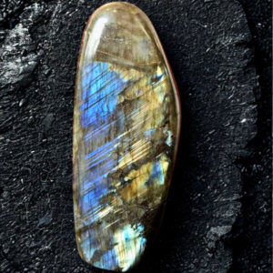 Labradorite 1 032 g
