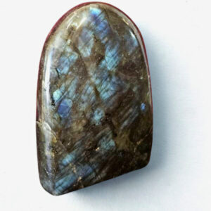 Labradorite 606 g