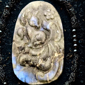Plaque Petit renard en Labradorite