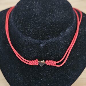 Bracelet Rouge de protection avec Cœur doré